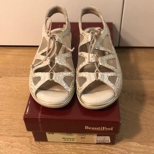 Beautifeel Breeze Sandals in Ivory/Gold, size 36